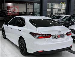 تۆیۆتا کامری